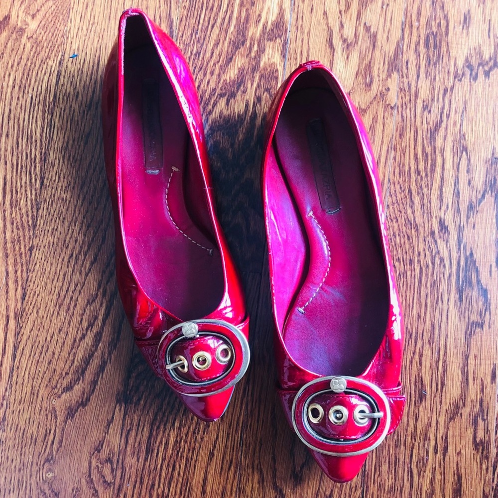 💎SALE: 3 for $20, 5 for $25!!! Chic red flats